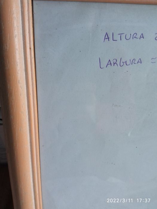 2 Molduras em madeira