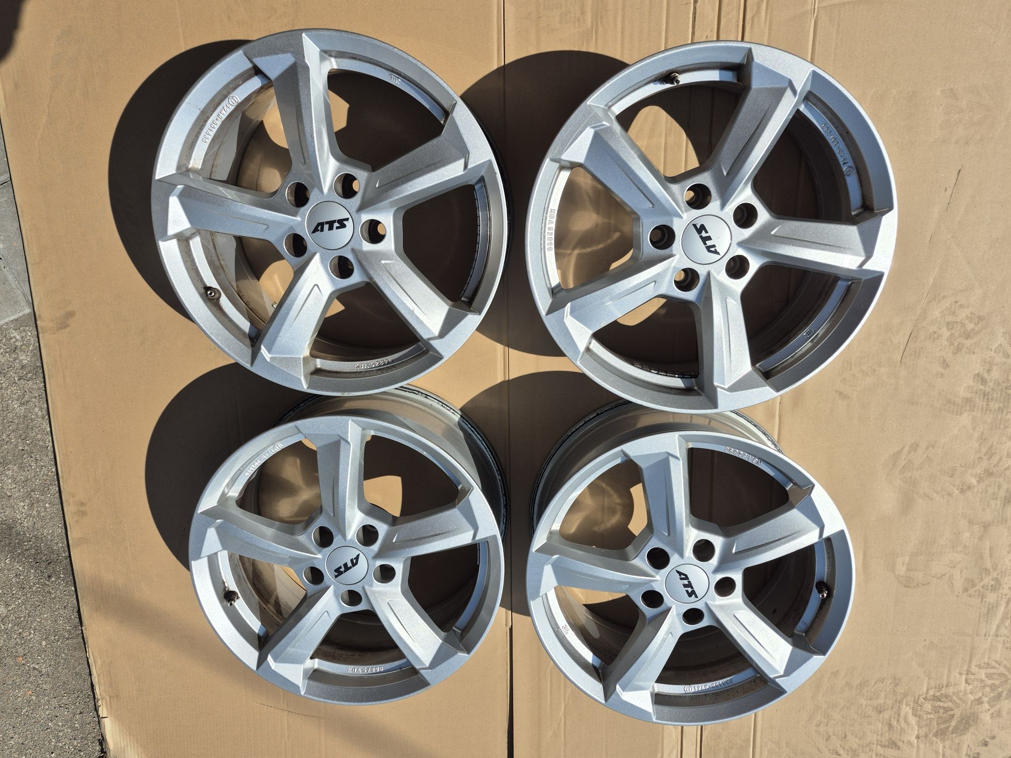 Ładne felgi aluminiowe 17" 5x112, et38, 7.5J. Proste.