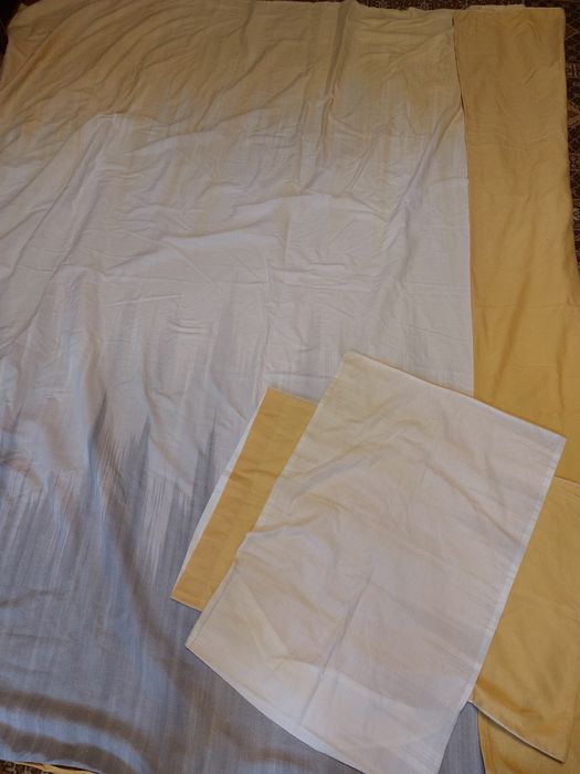 Лот постельного белья