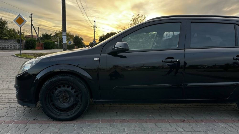 Продам Opel Astra H,авто у Львові