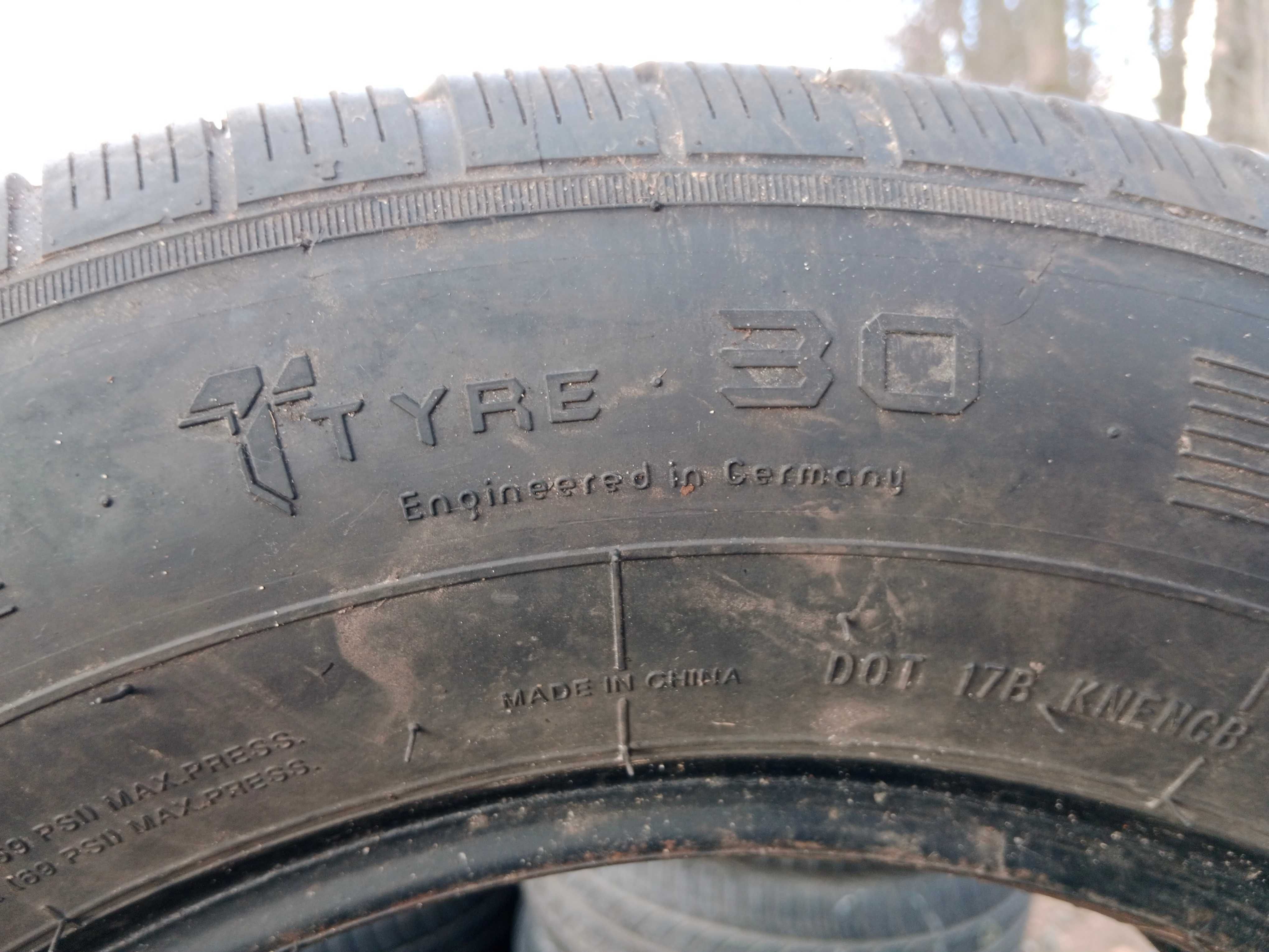 Opona używana 225/65R16C T-Tyre 30 1szt.