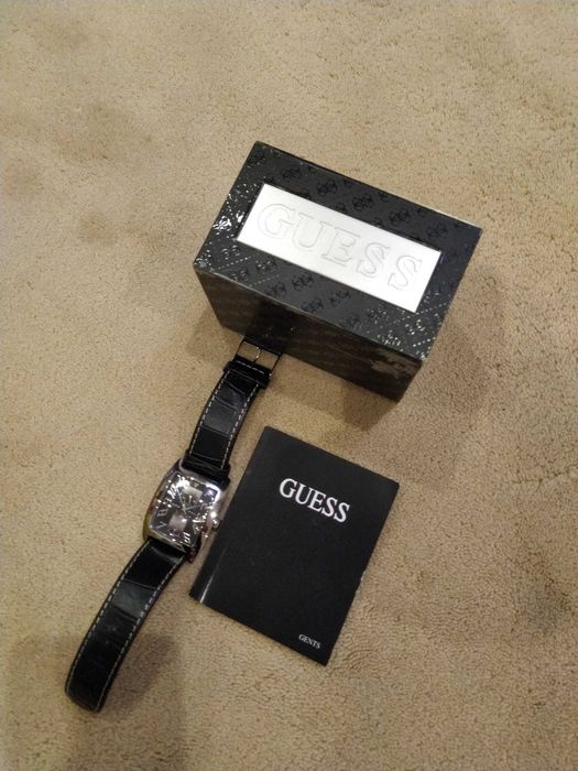 Relogio Guess Steel em estado IMACULADO