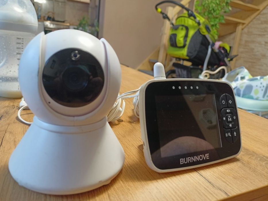 Niania elektroniczna, video baby monitor