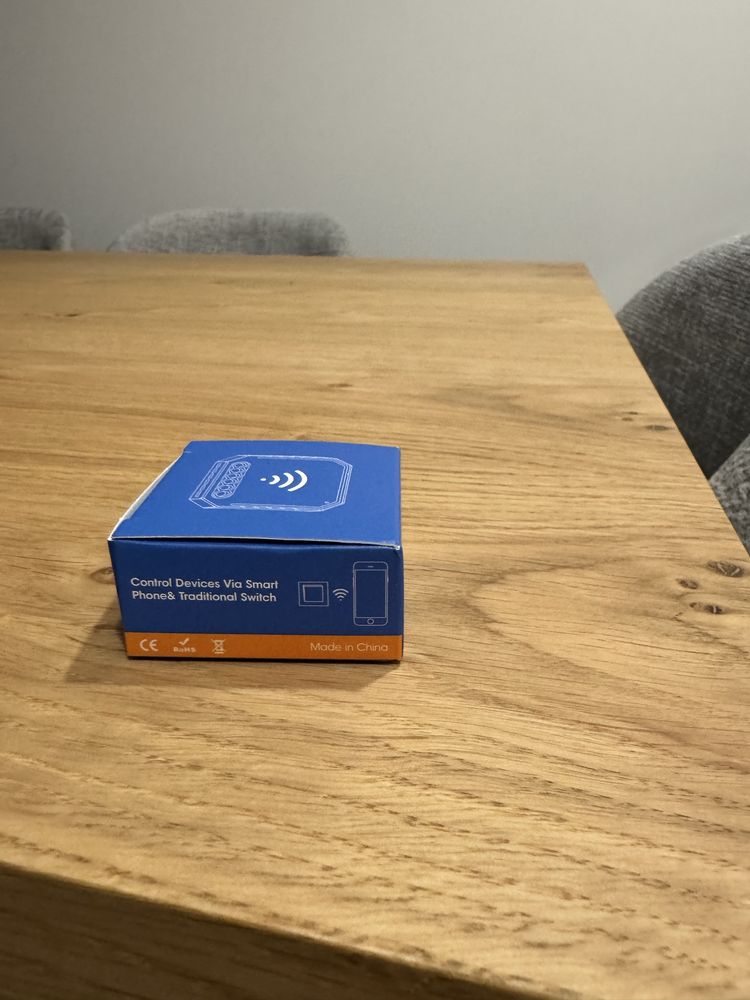 Módulo wi-fi para controlar estores remotamente