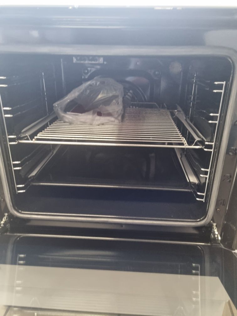 Kuchenka wolnostojąca z płytą indukcyjną INVENTUM VFI6042WIT