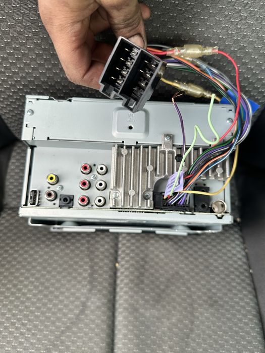 Radio pioneer universal