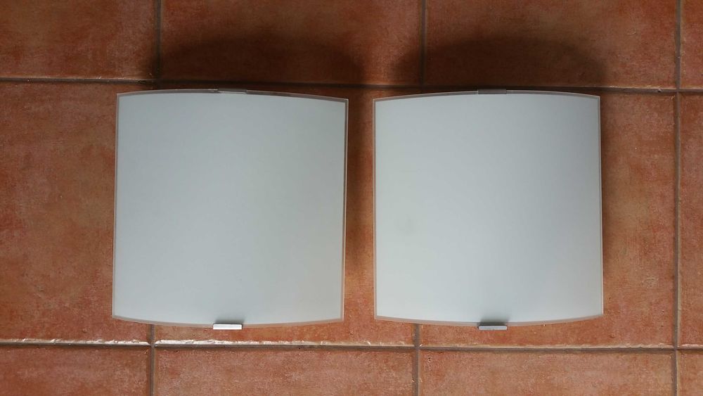 2 apliques de parede