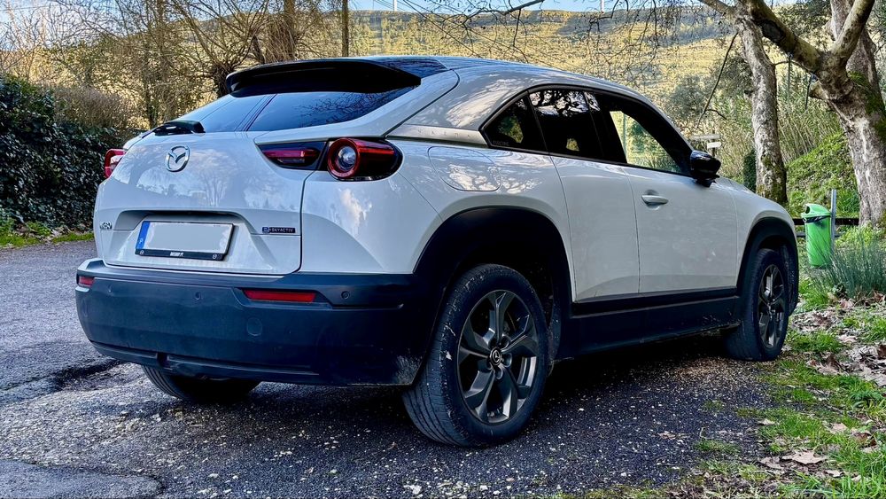Mazda MX-30 e-Skyactiv First Edition 100% Elétrico