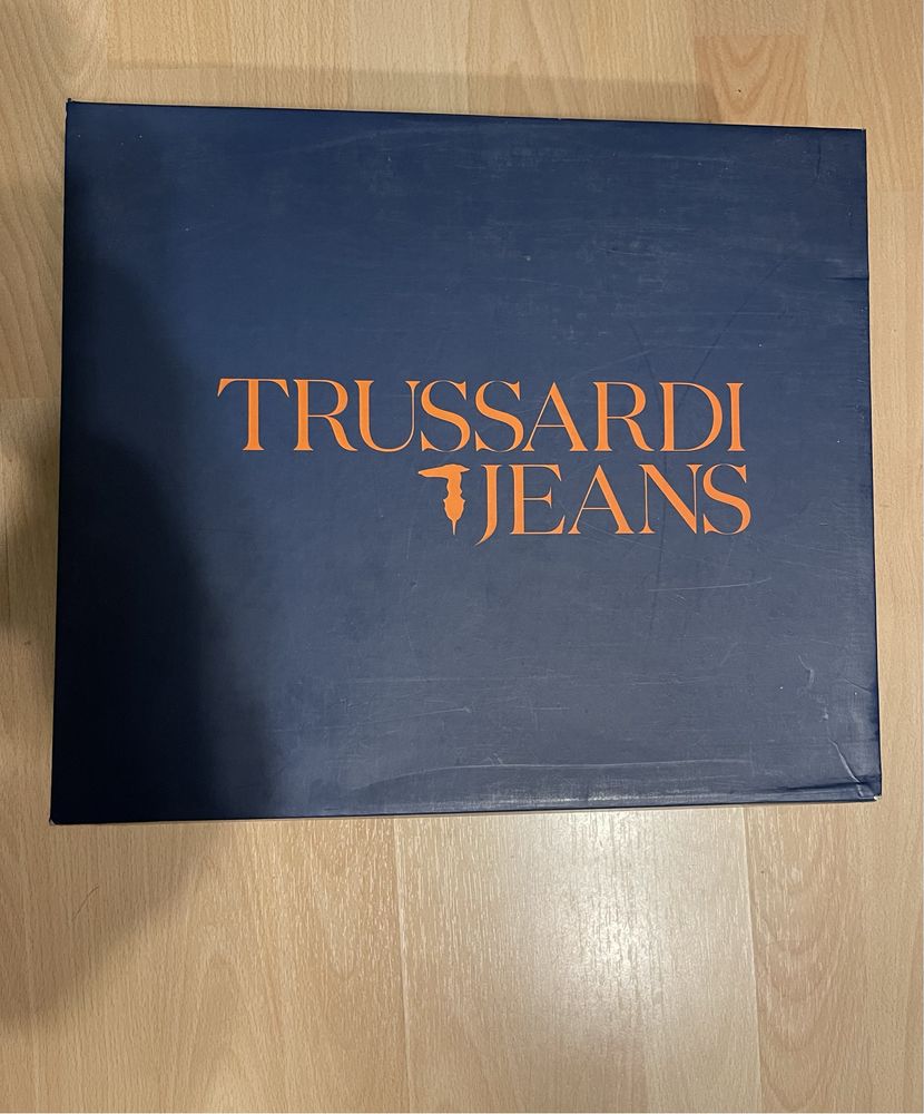 Черевики від Trussardi Jeans.Нові.Розмір 41.Виготовлені в Італіі.