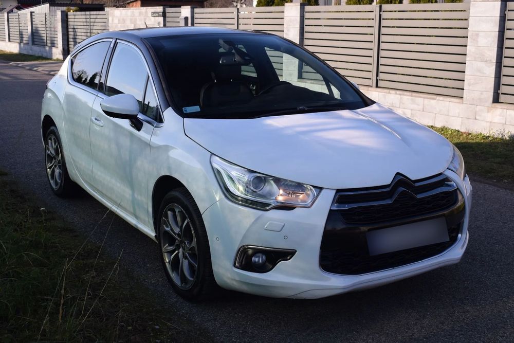 Citroën DS4 Auto w Polsce od 2018 roku. Sprawne i zwinne auto.