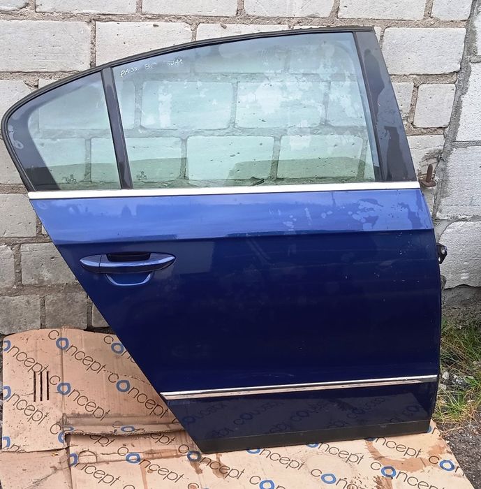 Drzwi prawy tył Passat B6 Sedan