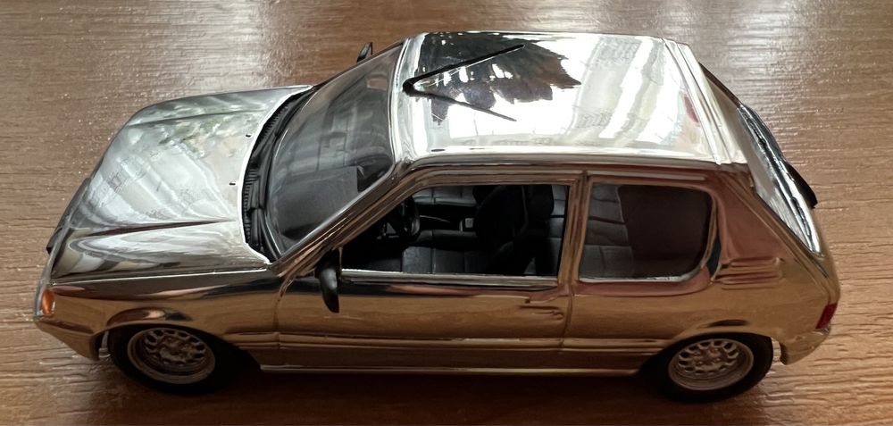 Peugeot 205 GTI 1:43 firmy Ixocollections