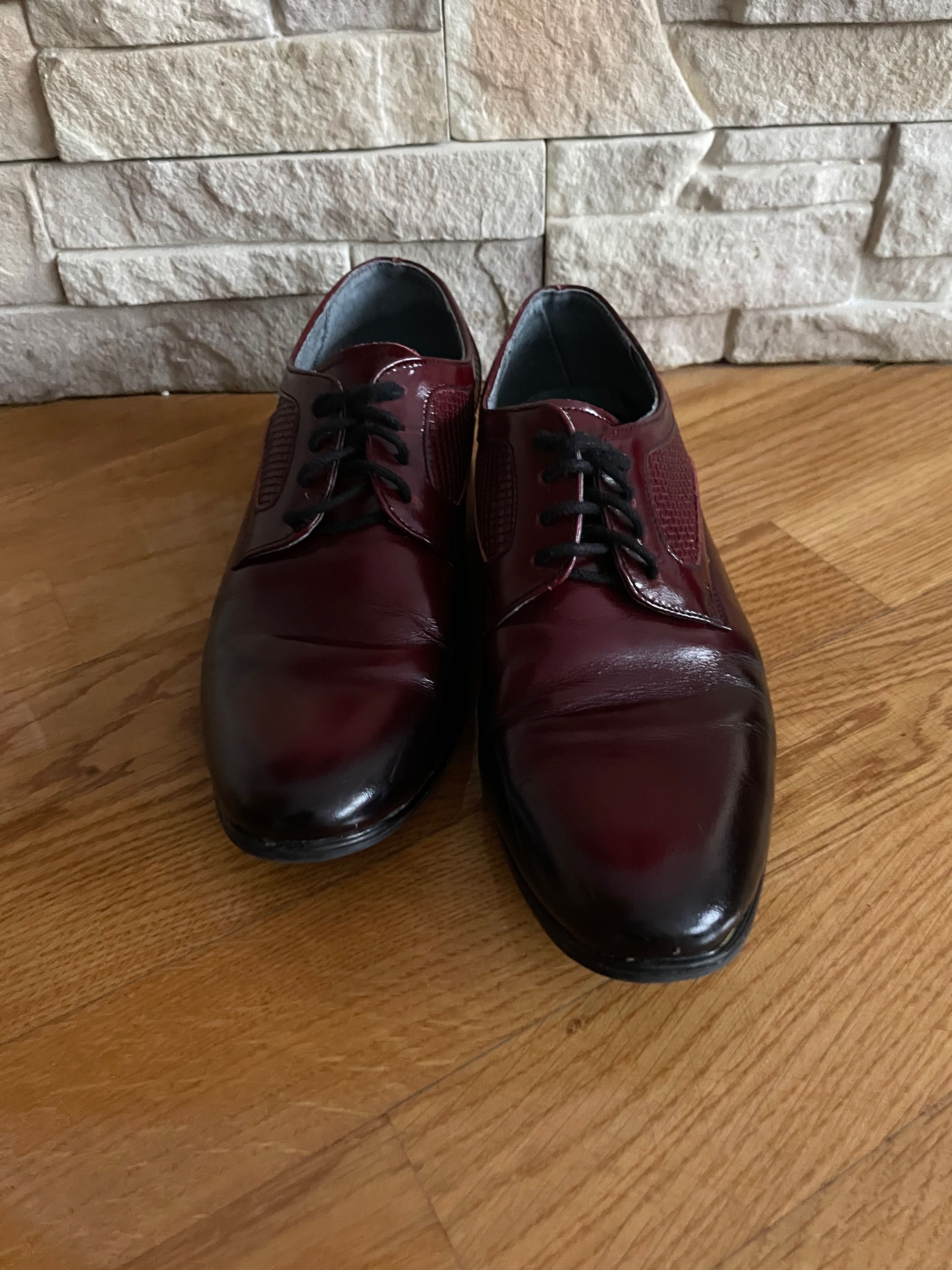 Buty garniturowe dla chłopca/ 32 rozm.