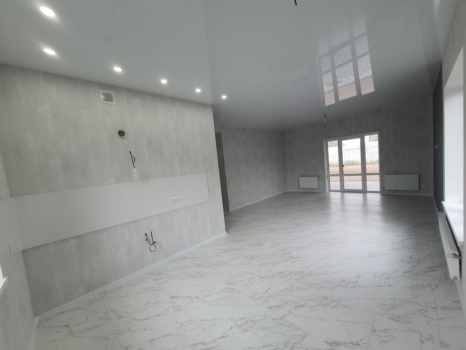 Продам Будинок з ремонтом,  105м2, р- н  вул. Лісна