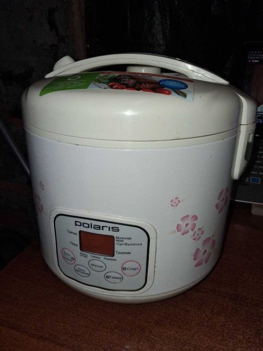 Мультиварка  Polaris PMC 0508AD.