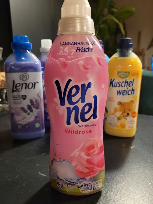 Płyn do płukania tkanin niemiecki Vernel 858 ml