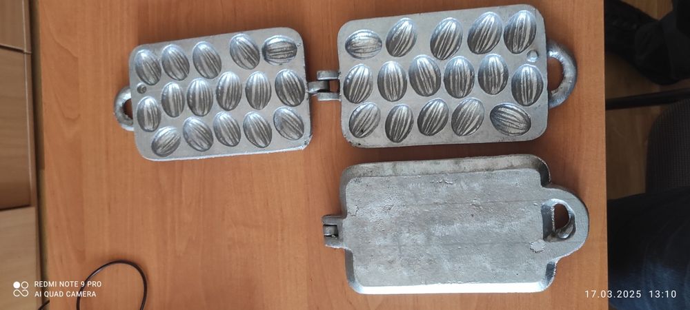 Форма для випікання, горішки.