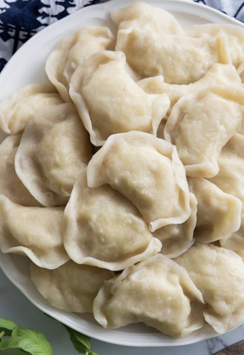 Sprzedam własnej produkcji pierogi oraz produkty mączne