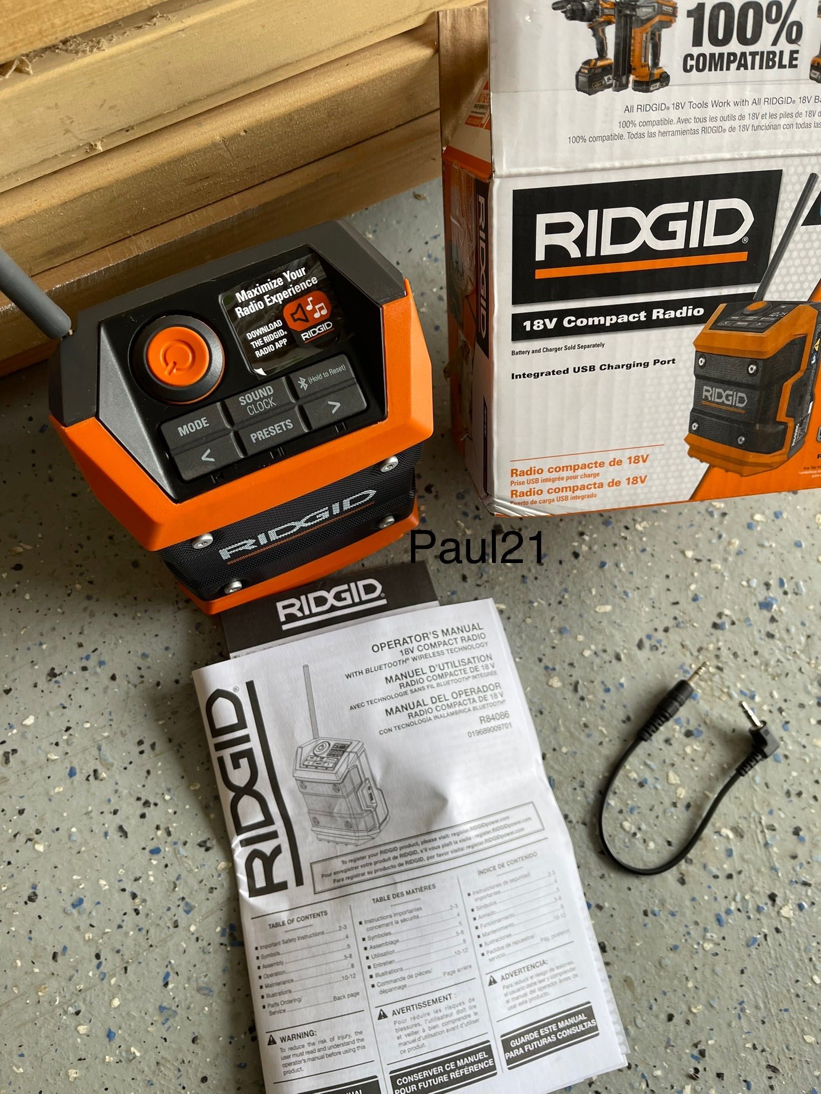 Dewalt Rádio        Bluetooth