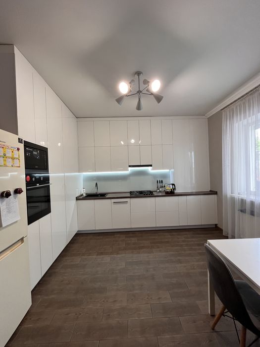 Продаж класного будинку з ремонтом, Піщане, 122м2