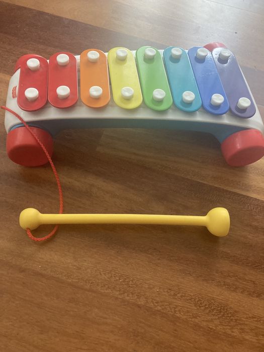 Cymbałki Fisher price autko