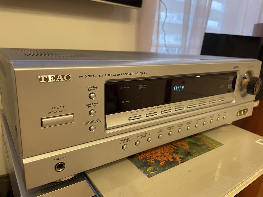 TEAC AG-D8800 amplituner wielokanałowy z funkcą srereo