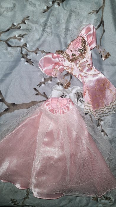 Barbie rapunzel 1997  sukienka dla lalki