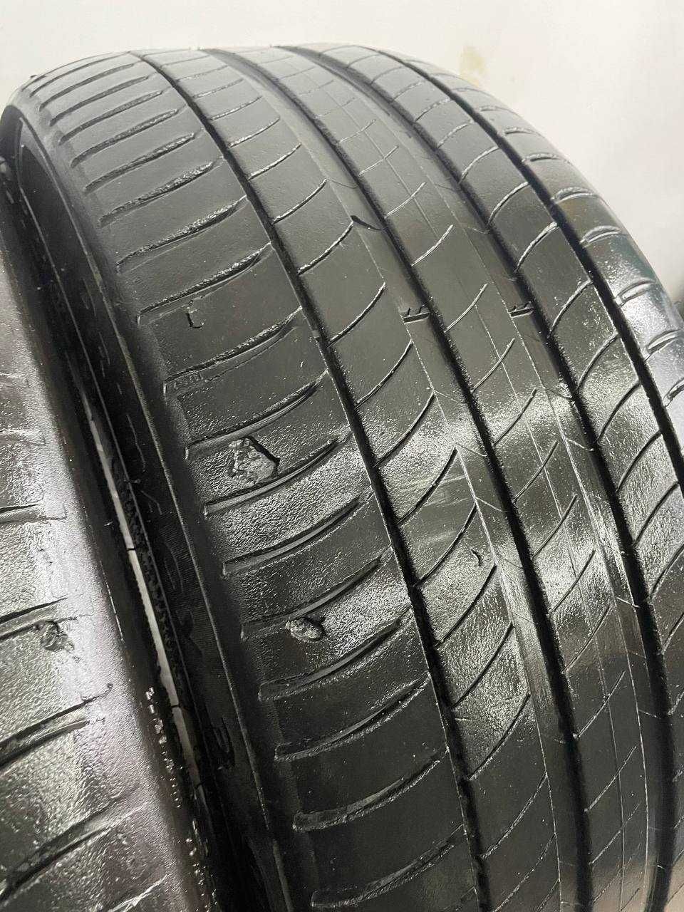 Шини Пара Michelin 245/40 r19 Літо Гума