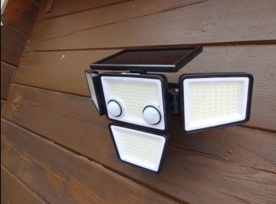 Zestaw solarnych lamp ogrodowych