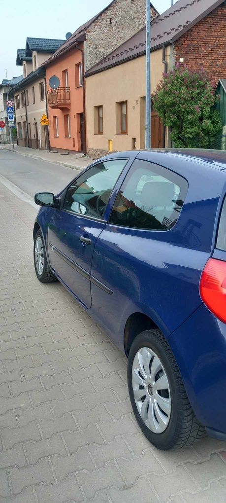 Renault Clio III 1.2 benzyna