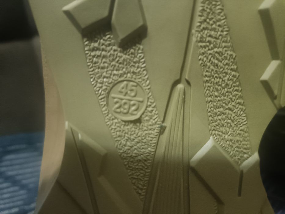 Кросівки Талани нового зразку