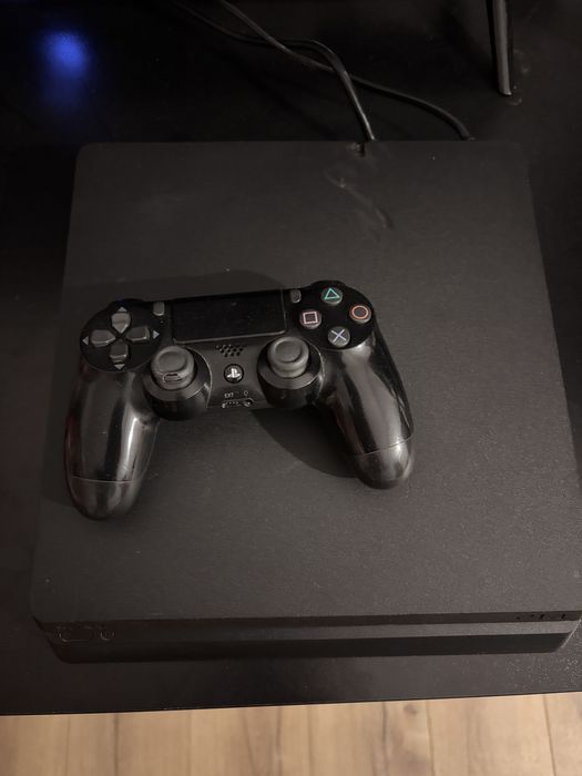Sprzedam Playstation 4