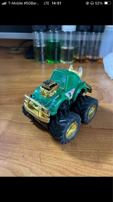 Stary Samochodzik Porsche Thunder Cat Monster Truck: stan dobry