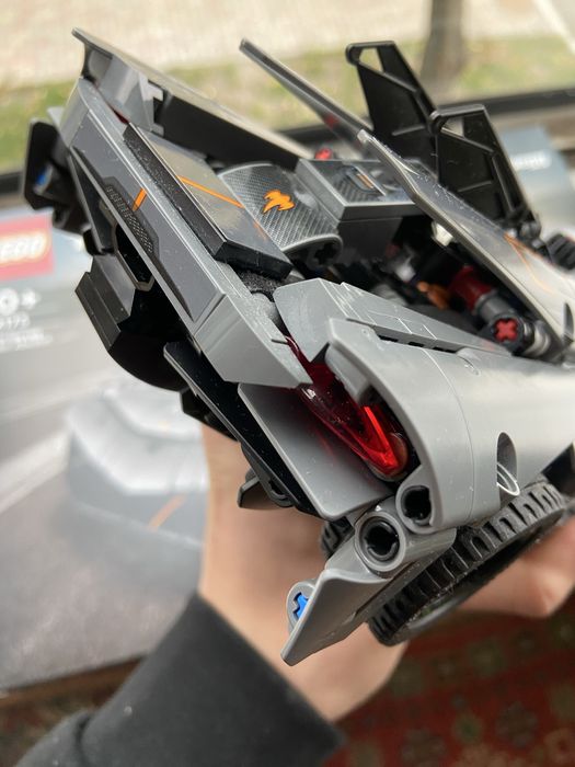 Лего Koenisgegg Зібрана