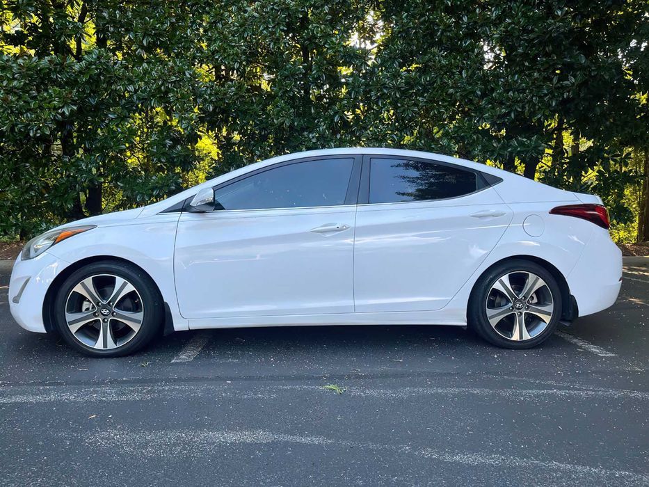 Hyundai Elantra Sport      2015