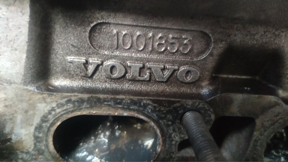 ГБЦ Volvo S40 1.9т головка блока