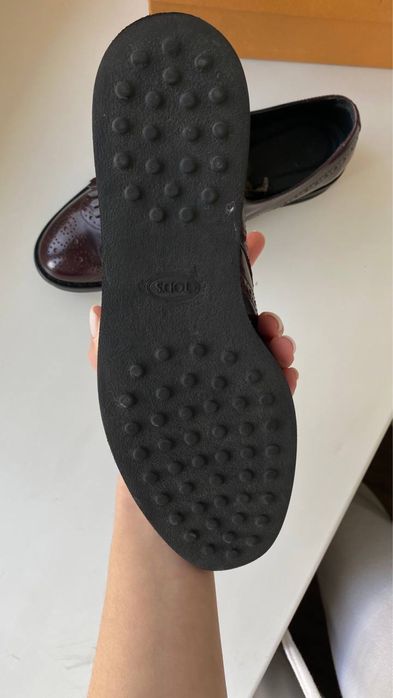 Бордові лофери  TODS