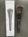 NOWY pędzel bareMinerals Barepro Luxe Performance Brush