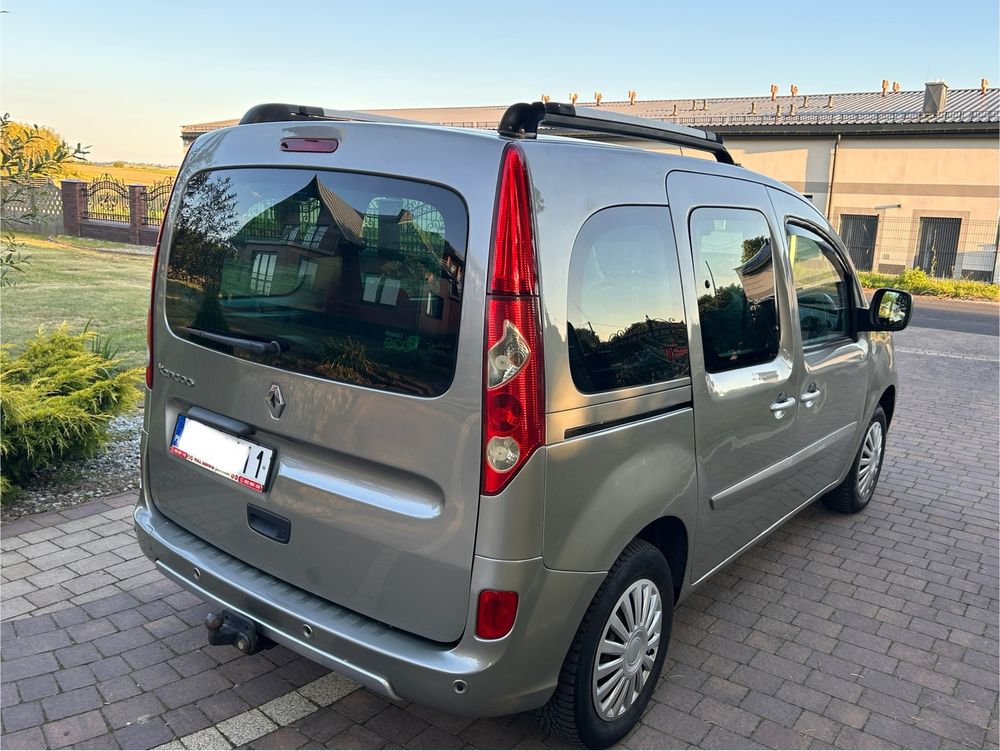Renault Kangoo, klimatyzawersja REZERWACJA