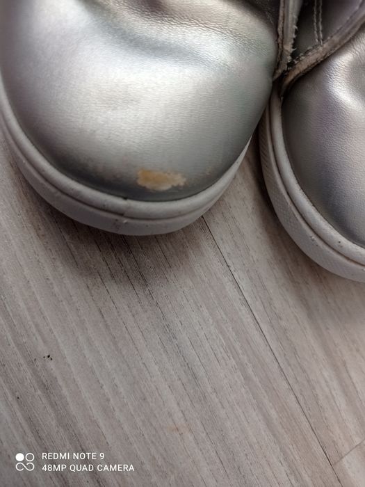 Buty wiosna jesień srebrne Fox bynny Sinsay myszka Minnie na rzepy 28