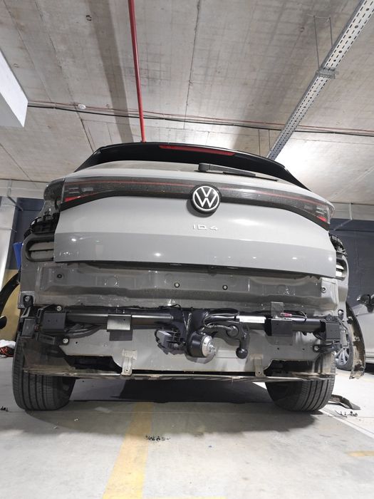 Фаркоп VW ID4 ID5 ID7 електро причіпне встановлення