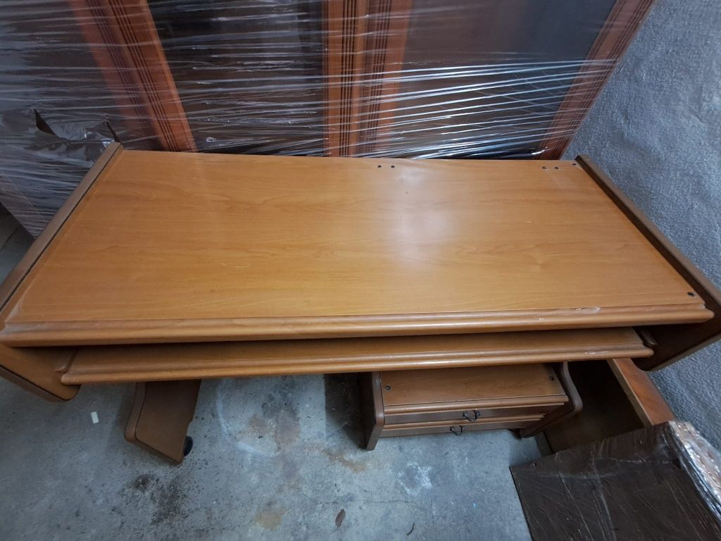 Secretária para computador