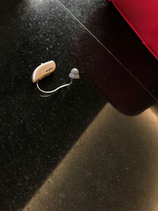 Aparelho auditivo AMPLIFON novo