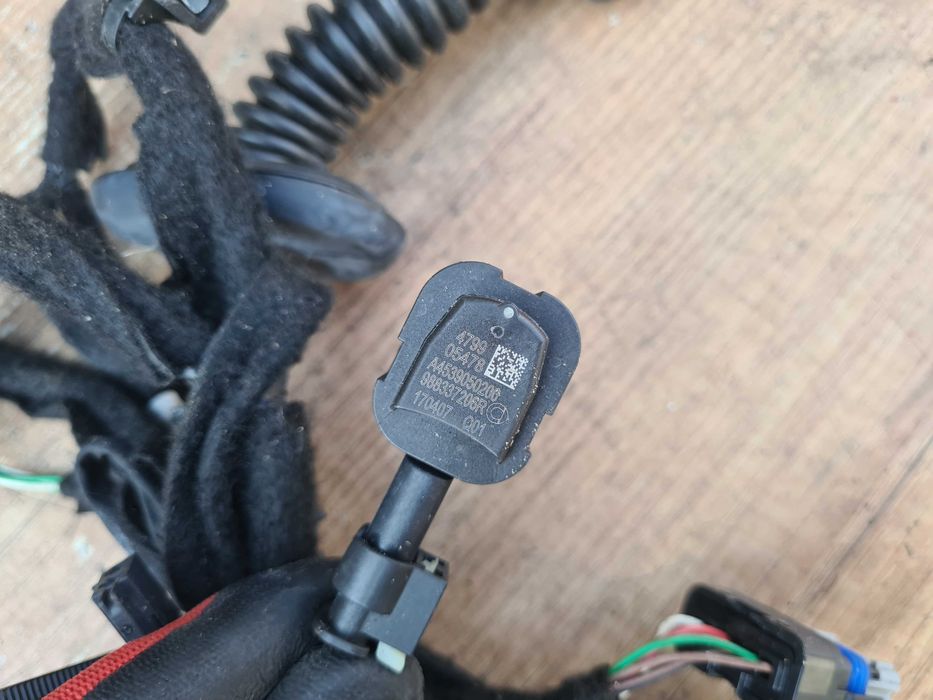 Smart Fortwo III W 453 wiązka drzwi prawa czujnik