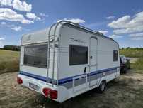 Przyczepa kempingowa Hobby 460 De Luxe Easy