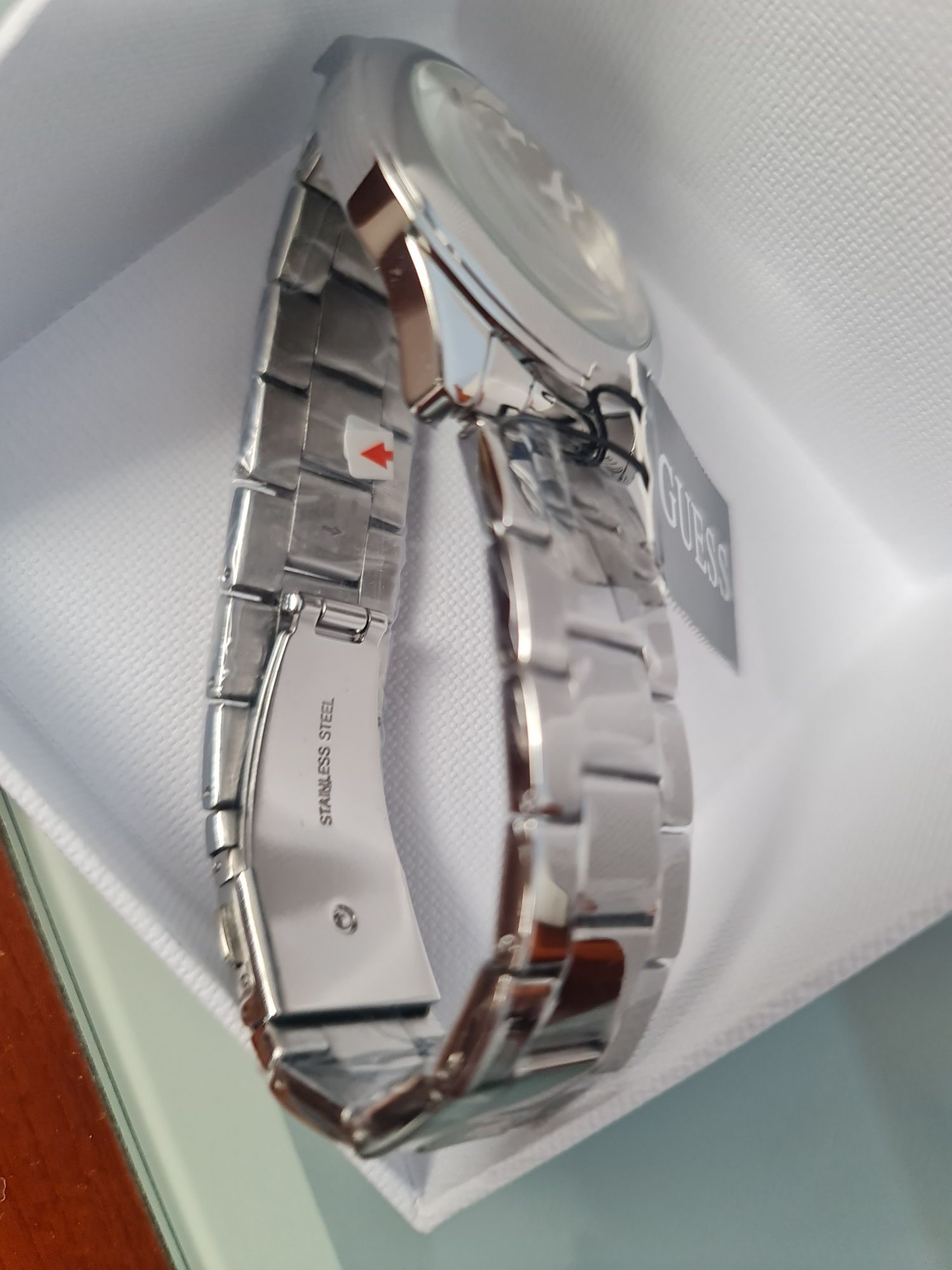 Relógio de quartzo em aço G Mix GUESS Tam. Unico - Prateado - NOVO
Com