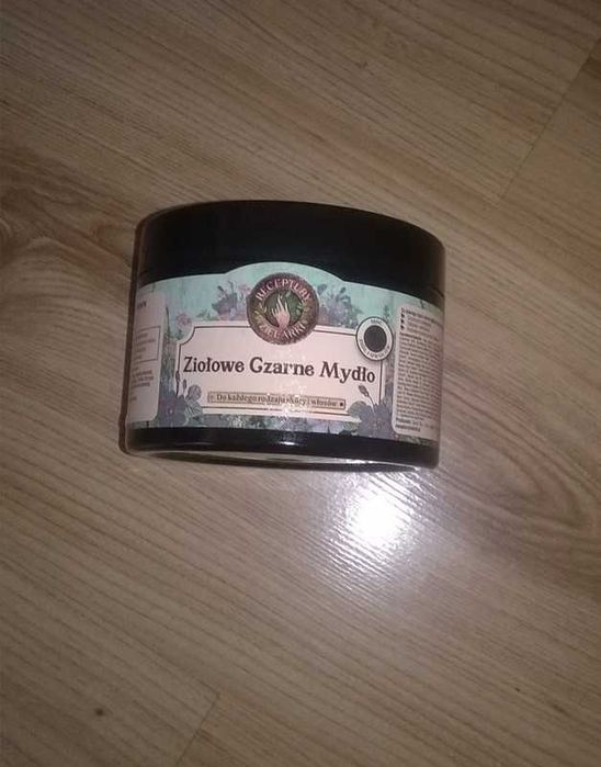 Ziołowe czarne mydło do ciała i włosów