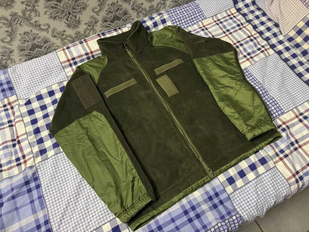 Продам флисовую кофту