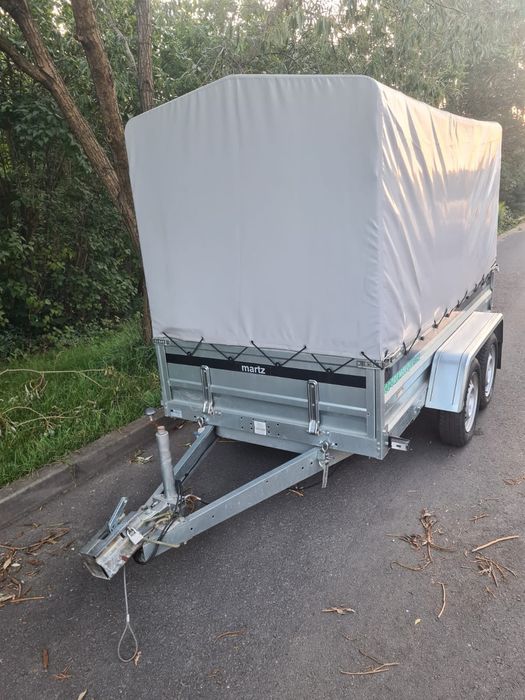 Przyczepka zabudowana