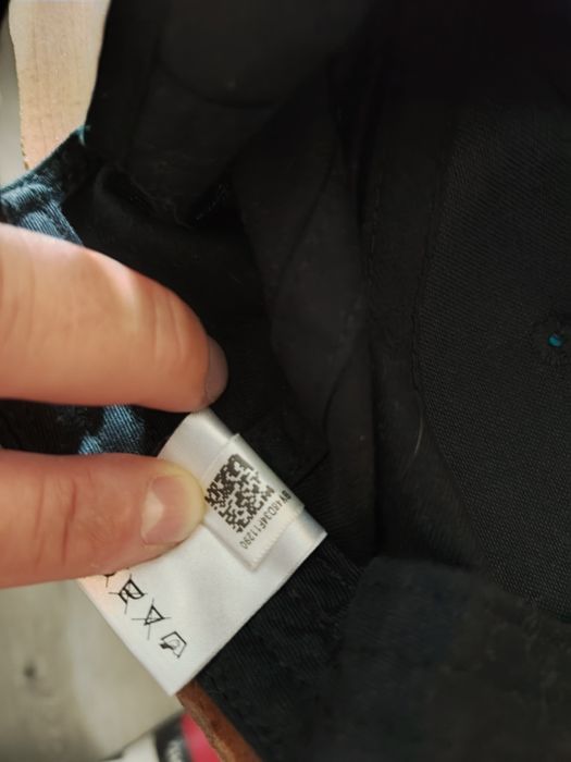 Czapeczka czarna firmy Adidas
